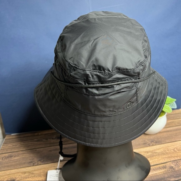 Lululemon Patch Logo Bucket Hat NWT Size S/M (Black) - Picture 7 of 16